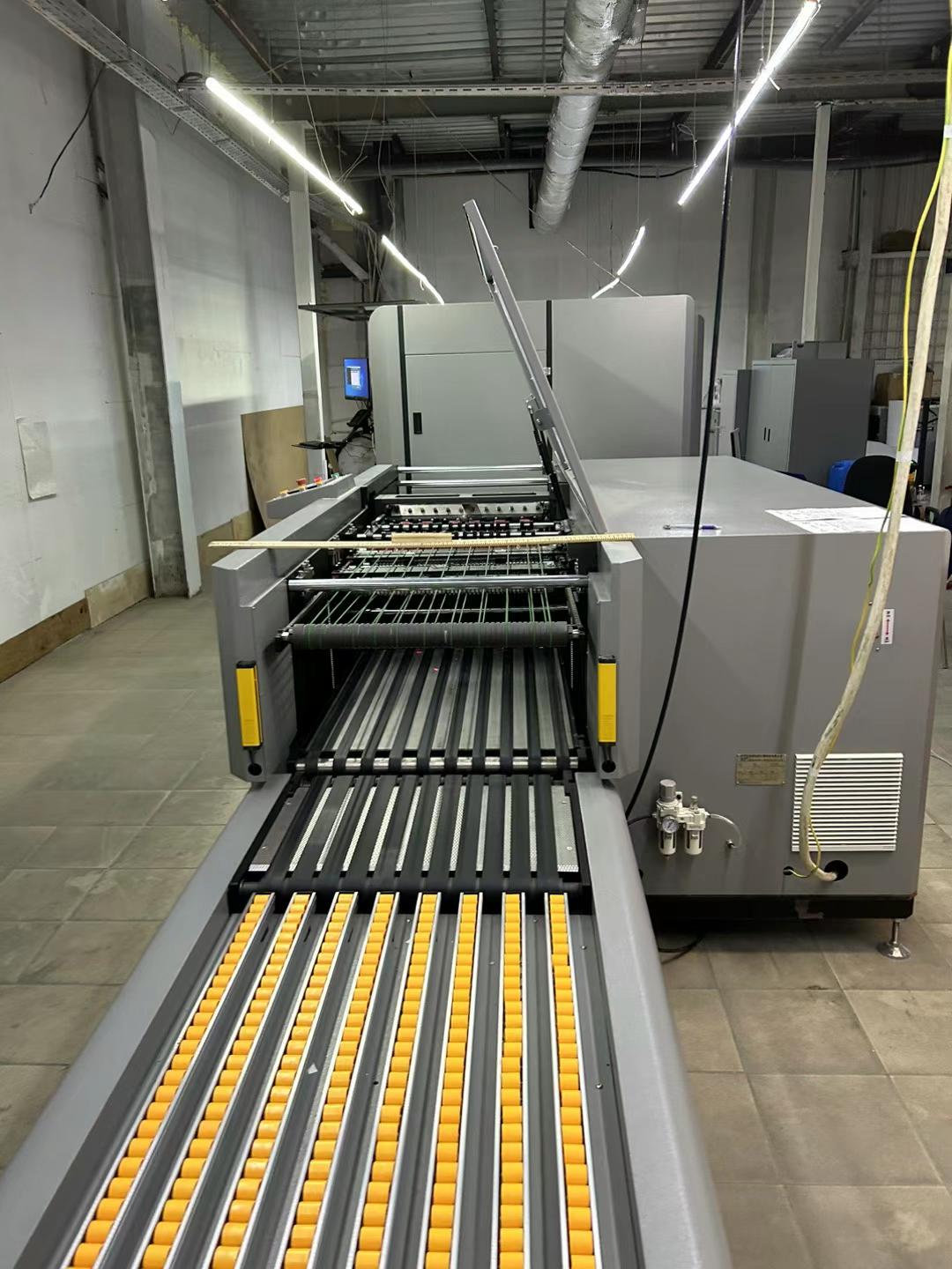 哈萨克斯坦客户数码印刷设备