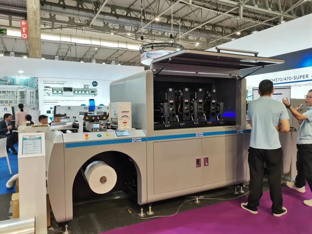 1763624851494923.jpg d296e8181e8661535f39354324b46523.jpg