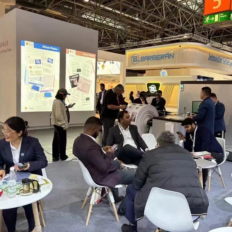 1763714032934278.jpg 35669e4b14f0a4ebd9ba39b3d98720a9.jpg