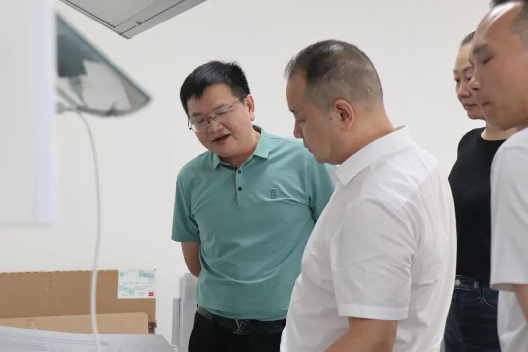 1765165790718169.jpg 53023ddadc439ad4f1c7639ff1a3694e.jpg